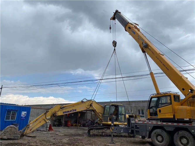 宜良县25吨吊车的工作半径是多少？